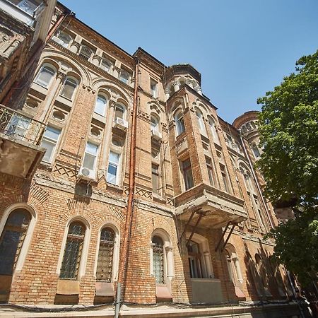 Дизайнерские апартаменты в самом сердце Одессы! Одесса Экстерьер фото